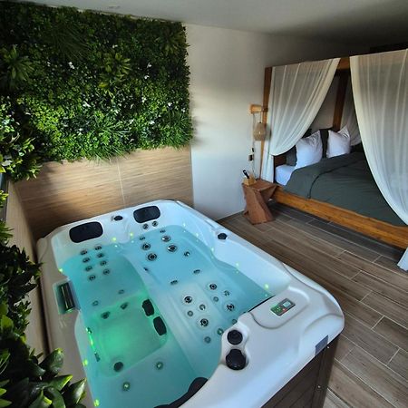 Le Cocoon - Jacuzzi, Sauna Et Piscine Privee Carpentras Esterno foto